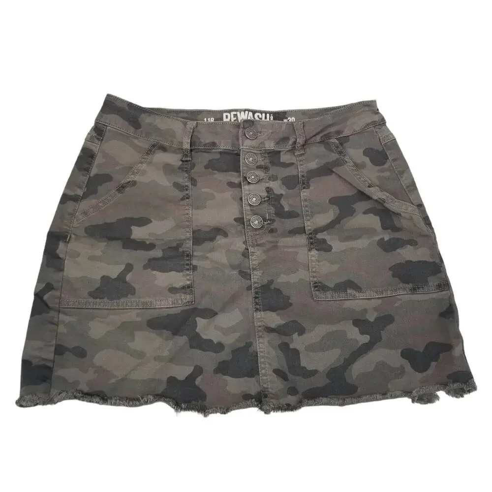 Rewash Skirt 1R W30 Camo Mini Button Fly Raw Hem